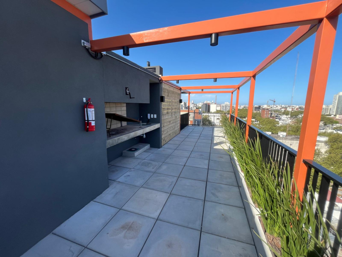 Apartamento ID.6572 - Venta Apartamento A Estrenar Centro 1 Dorm Terraza Parrilero