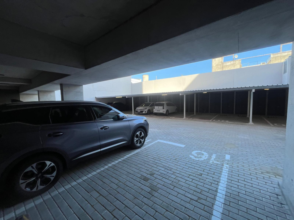 Apartamento ID.6572 - Venta Apartamento A Estrenar Centro 1 Dorm Terraza Parrilero