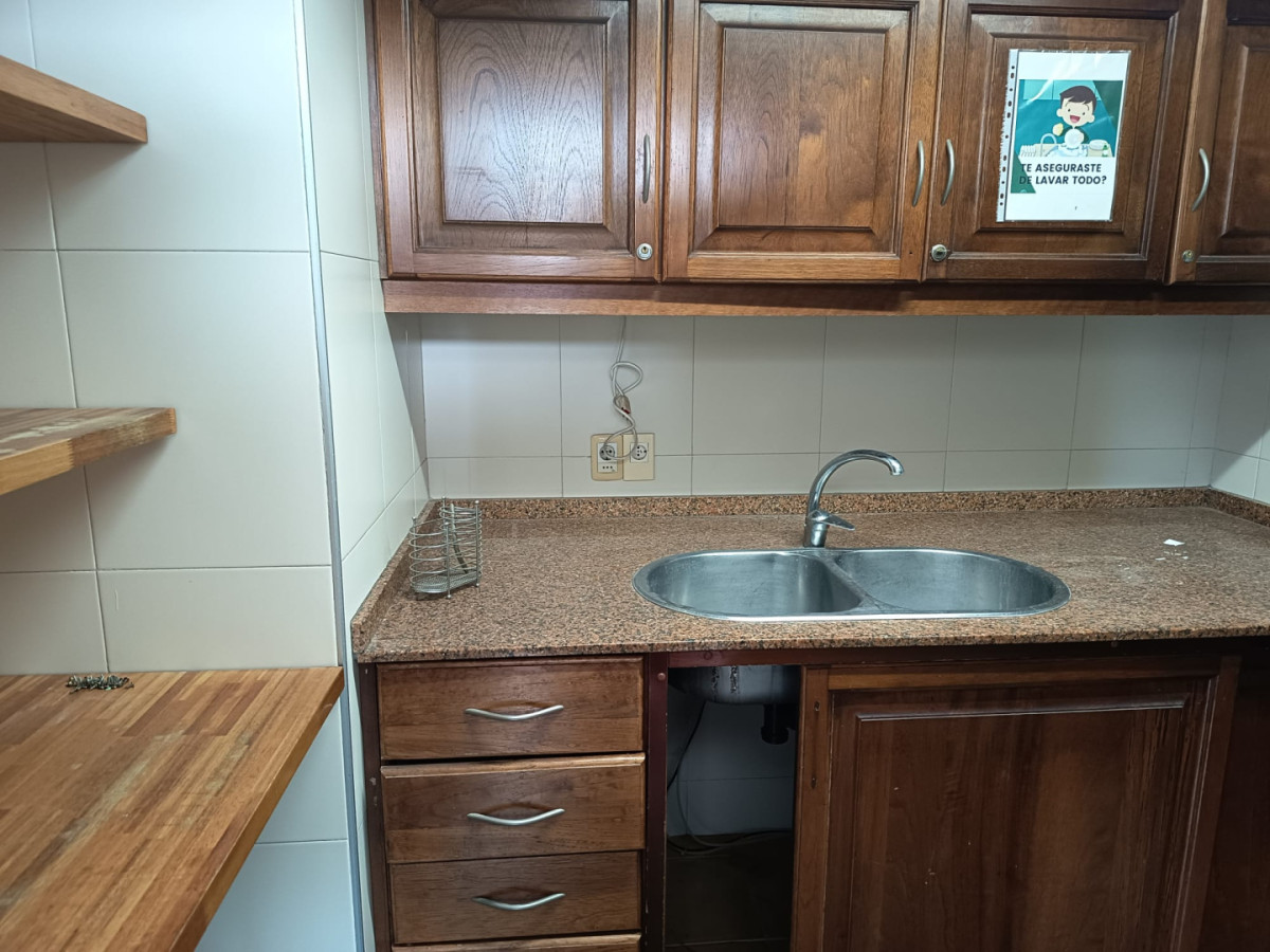 Apartamento ID.13138 - Alquiler Monoambiente Luminoso Reciclado En Pleno Centro