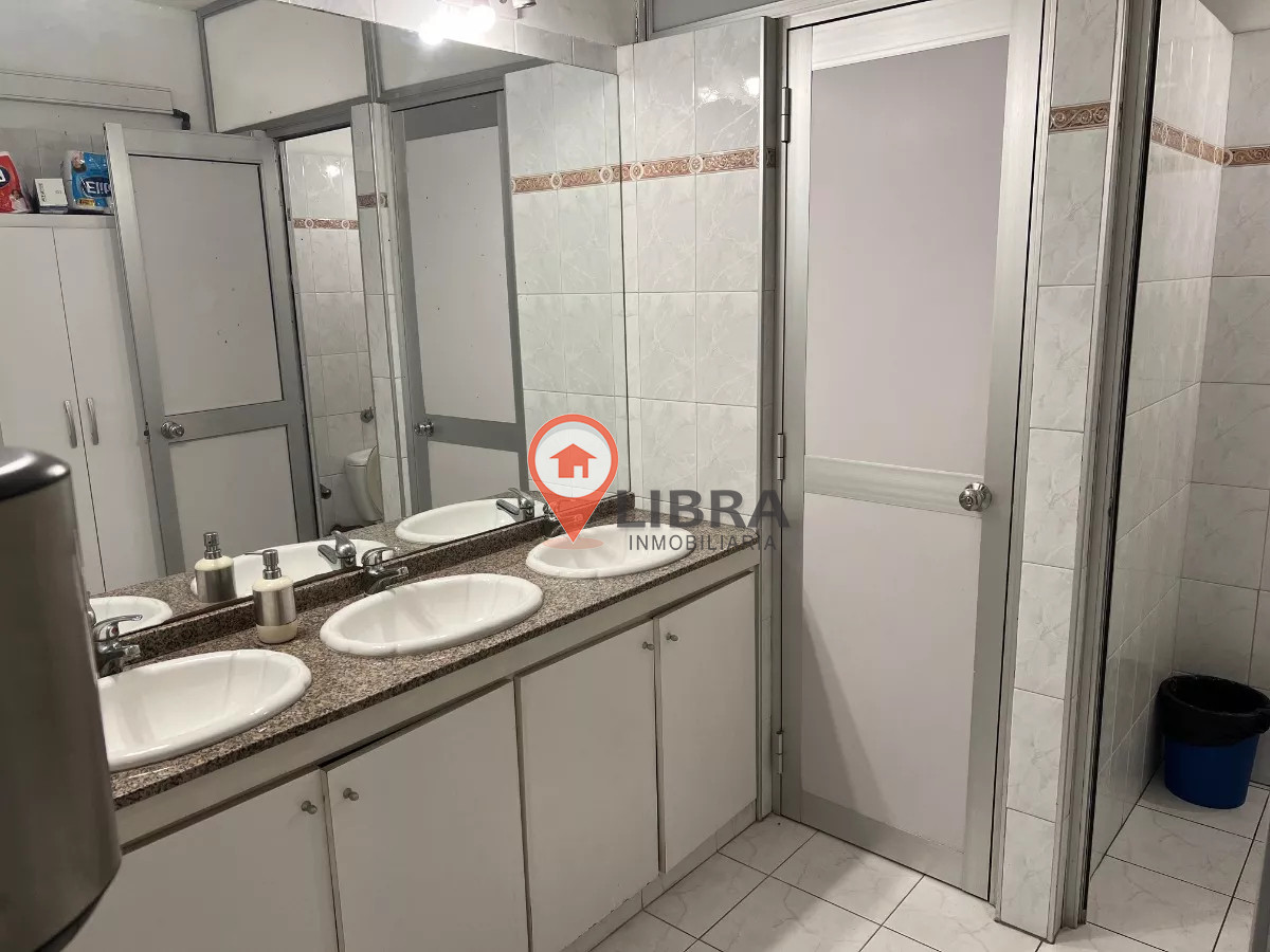 Oficina ID.6806 - Alquiler Oficina Totalmente Equipada Sin Gastos Ciudad Vieja