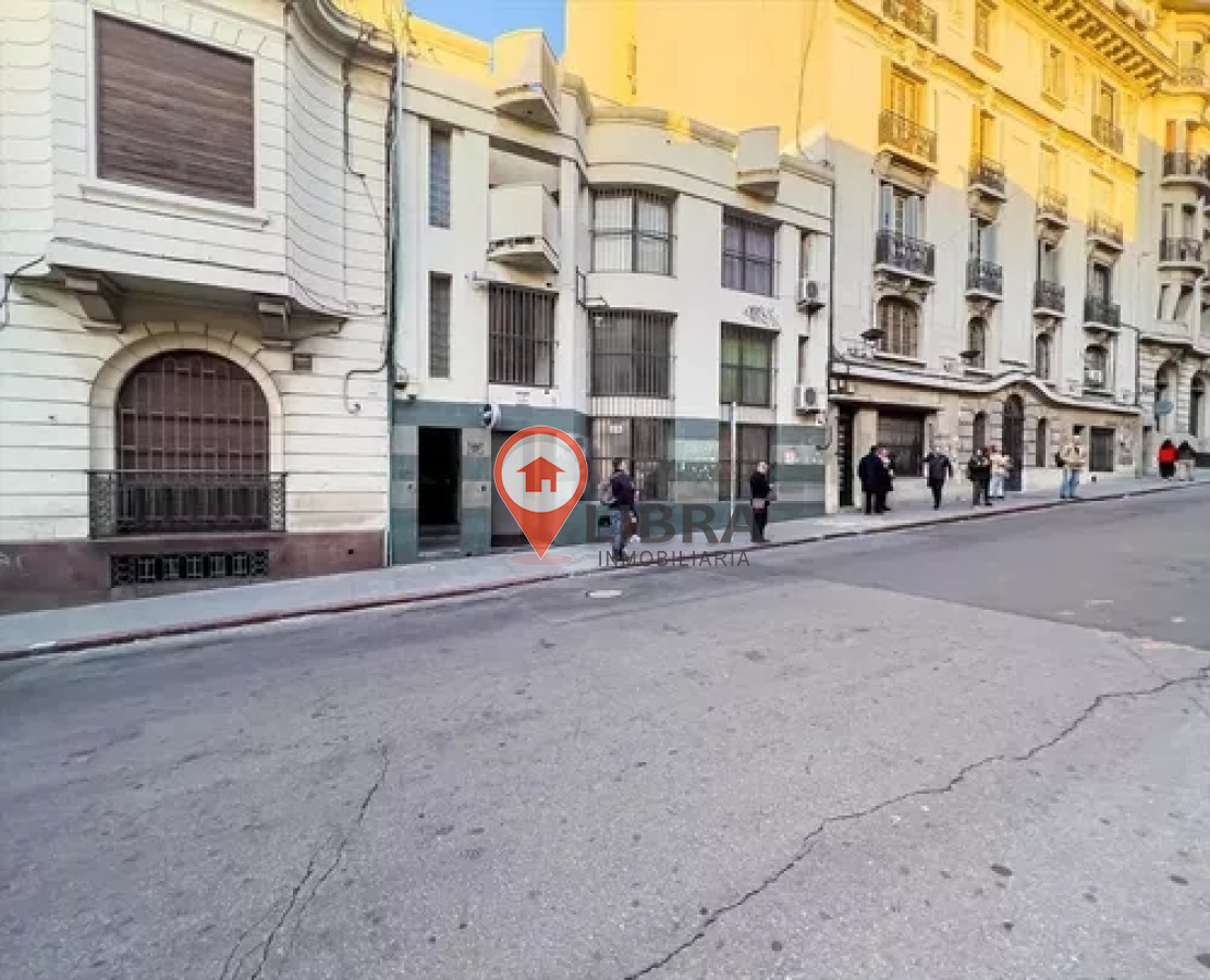Oficina ID.3713 - Edificio De Oficinas Con Depósito Cercano A Plaza Independencia