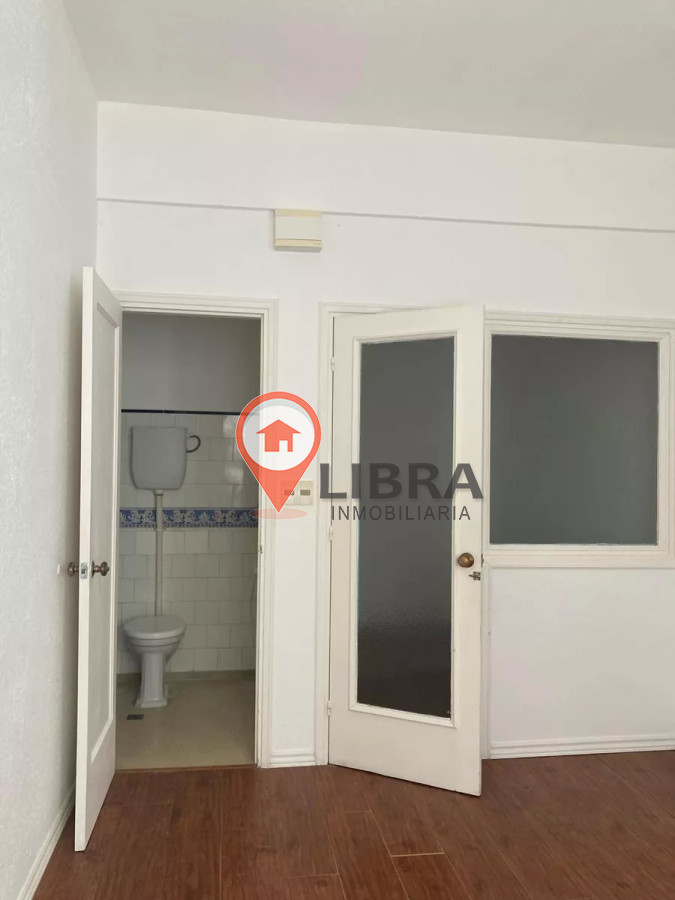 Oficina ID.4310 - Alquiler Oficina Estudio O Atelier En Ciudad Vieja