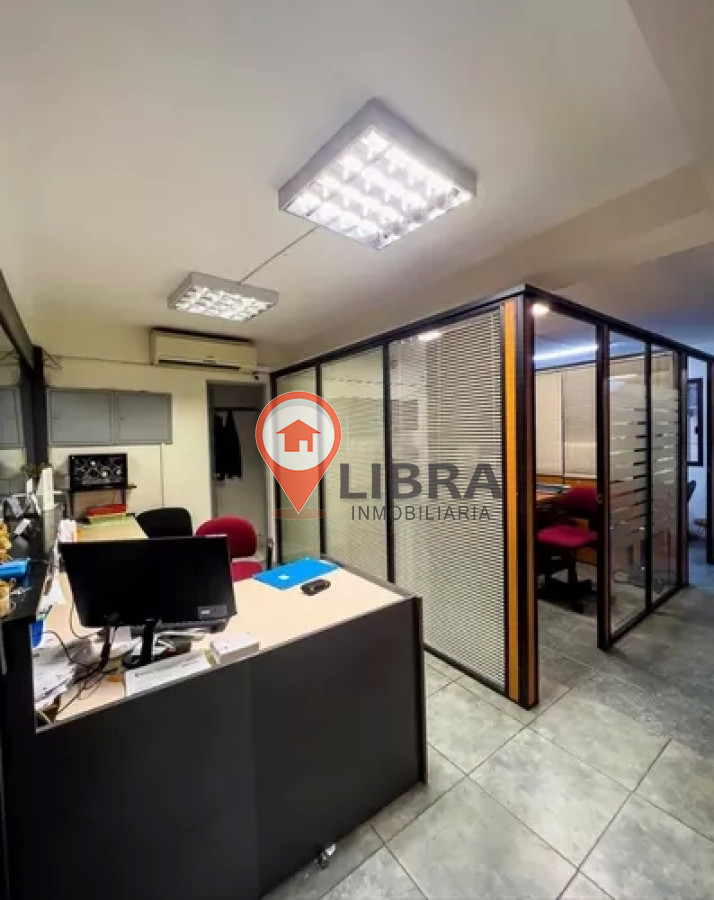 Oficina ID.3713 - Edificio De Oficinas Con Depósito Cercano A Plaza Independencia