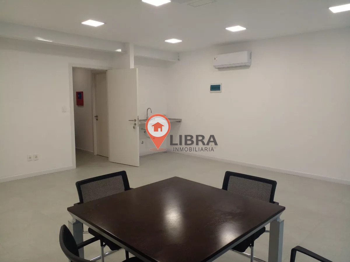 Oficina ID.7499 - Se Alquila Oficina A Estrenar Al Frente Sobre Avenida Pocitos