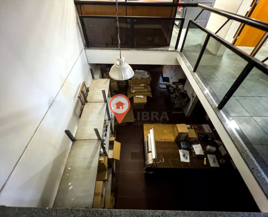 Oficina ID.3713 - Edificio De Oficinas Con Depósito Cercano A Plaza Independencia