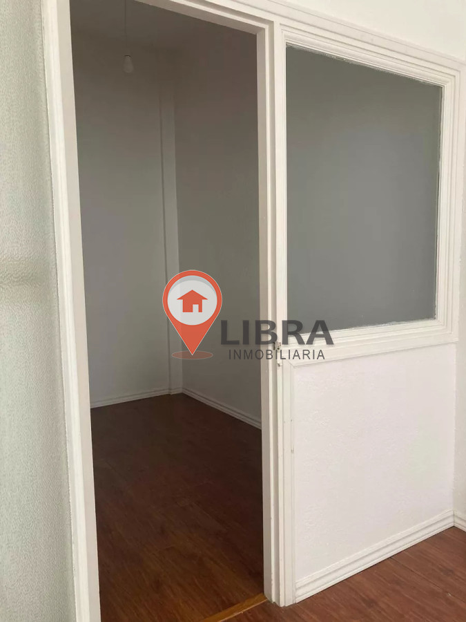 Oficina ID.4310 - Alquiler Oficina Estudio O Atelier En Ciudad Vieja