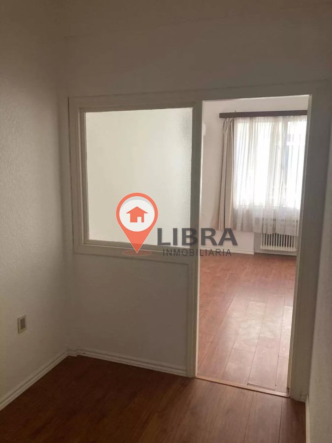 Oficina ID.4310 - Alquiler Oficina Estudio O Atelier En Ciudad Vieja