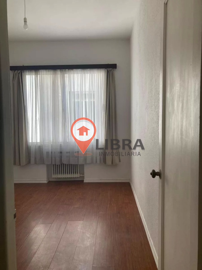 Oficina ID.4310 - Alquiler Oficina Estudio O Atelier En Ciudad Vieja