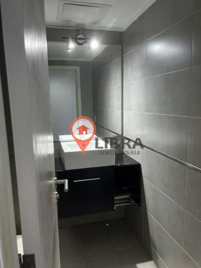 Oficina ID.4132 - Se Vende O Alquila Oficinas Amobladas En Ciudad Vieja