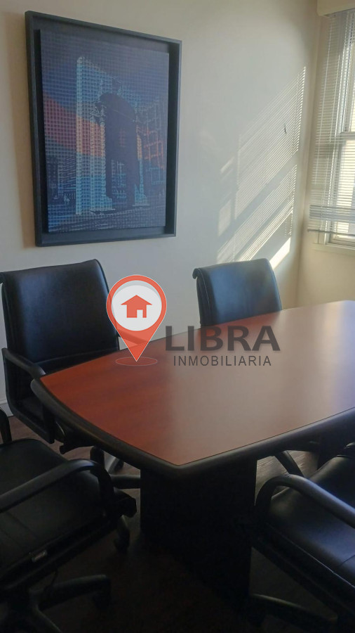 Oficina ID.6205 - Venta Oficinas Para Estudio De Profecionales. Ciudad Vieja INVERSIÓN!!