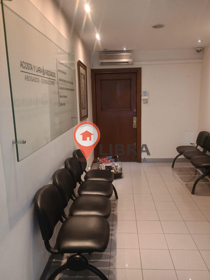 Oficina ID.6219 - Gran Oportunidad Para Inversores. Venta de Oficinas. Ciudad Vieja