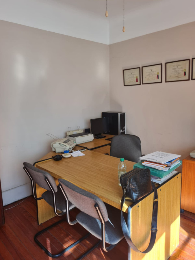 Oficina ID.11585 - Venta De Oficina En Ciudad Vieja 