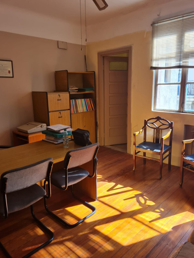 Oficina ID.11585 - Venta De Oficina En Ciudad Vieja 