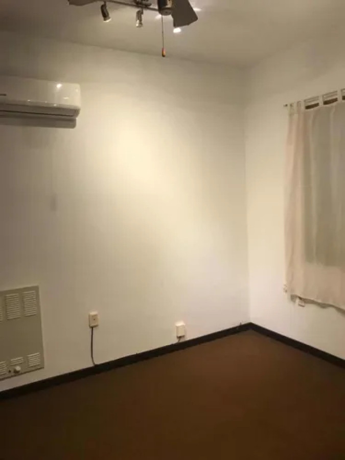 Oficina ID.11726 - Alquiler de local comercial en Carrasco