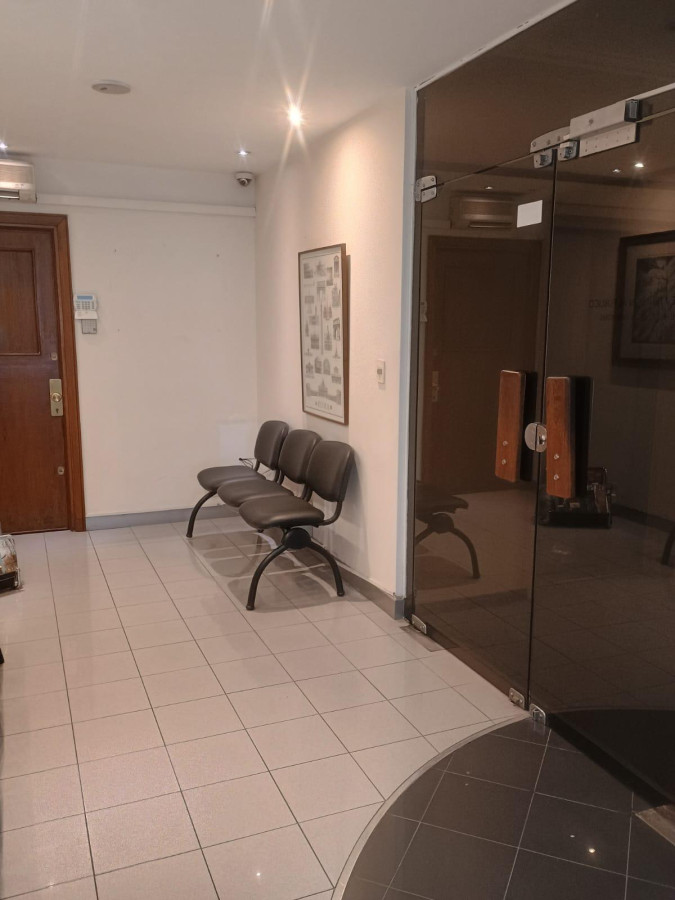 Oficina ID.12183 - Venta de oficina en Ciudad Vieja