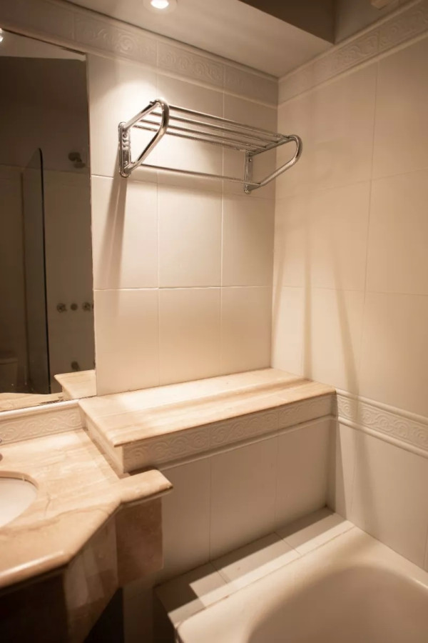 Oficina ID.5776 - Venta De Oficina Punta Carretas!!