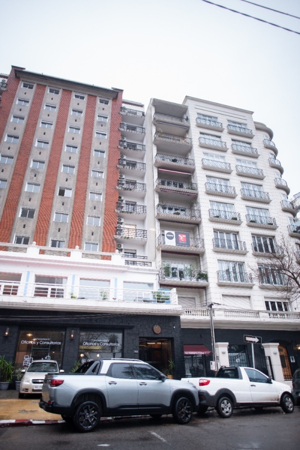 Oficina ID.6358 - Lindo Apartamento Para Oficina En Punta Carretas