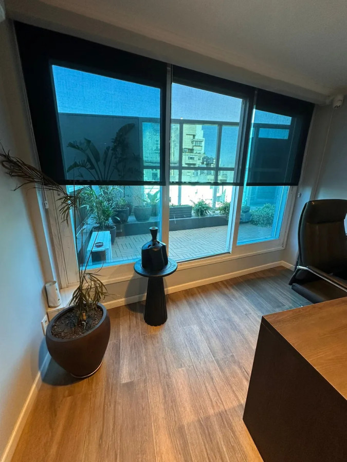 Oficina ID.10482 - Alquiler Oficina Amoblada 2 Baños Con Terraza Ciudad Vieja