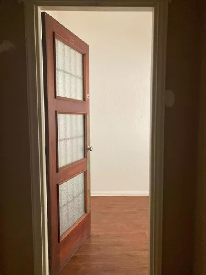 Oficina ID.4310 - Alquiler Oficina Estudio O Atelier En Ciudad Vieja