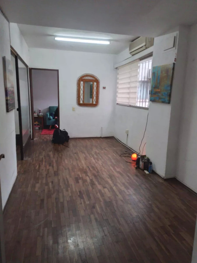 Oficina ID.5738 - Para Oficinas O Consultorios Excelente Estado Zona Céntrica