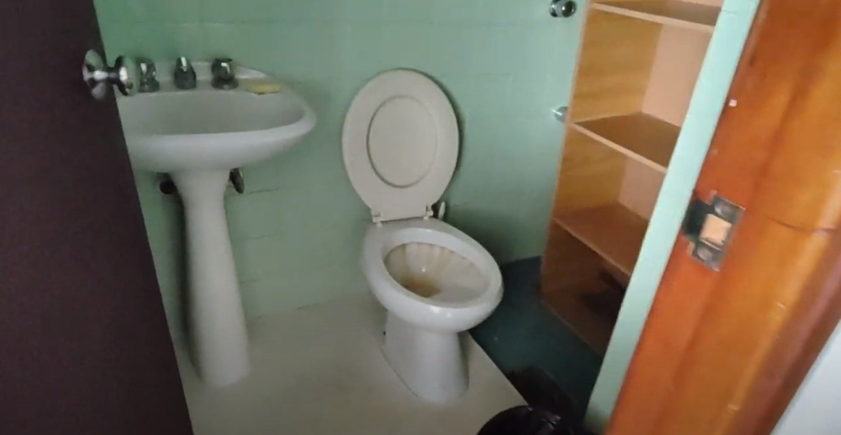 Oficina ID.3173 - HERMOSA OFICINA! MUY LUMINOSA EN CIUDAD VIEJA, BAÑO Y COCINA!