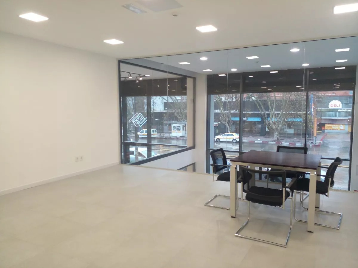 Oficina ID.7582 - Alquiler Exclusiva Oficina A Estrenar! Pocitos