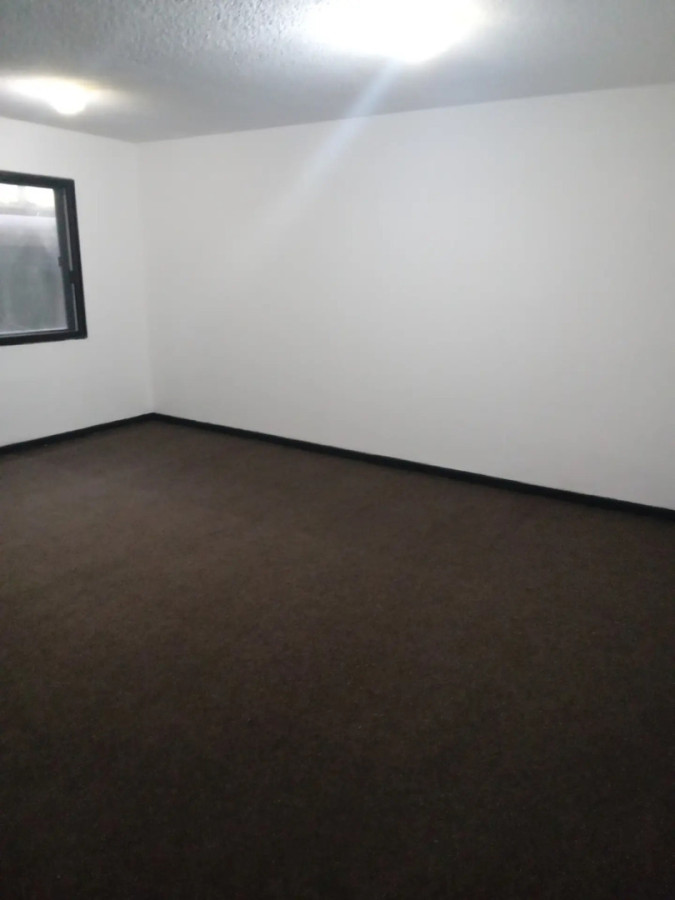 Oficina ID.12488 - Venta De Oficina 32m2 Impecable En Plaza Matriz Centro