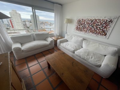 Apartamento en venta  de 3 dormitorios en Punta del Este