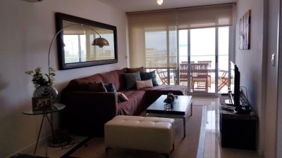 Apartamento de dos dormitorios en venta en Punta del Este 