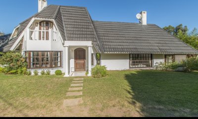 Espectcular casa en venta en Rincon del Indio , Punta del Este