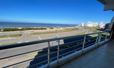 espectacular apartamento en venta frente al mar con hermosas vistas