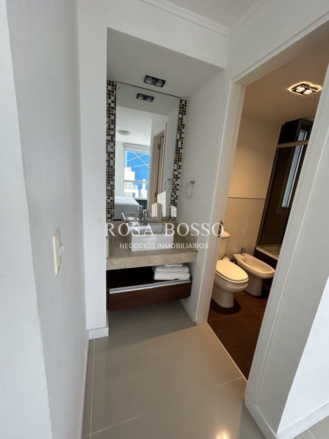 Apartamento ID.9793 - Apartamento venta 3 dormitorios Sobre Chiverta - Punta del Este