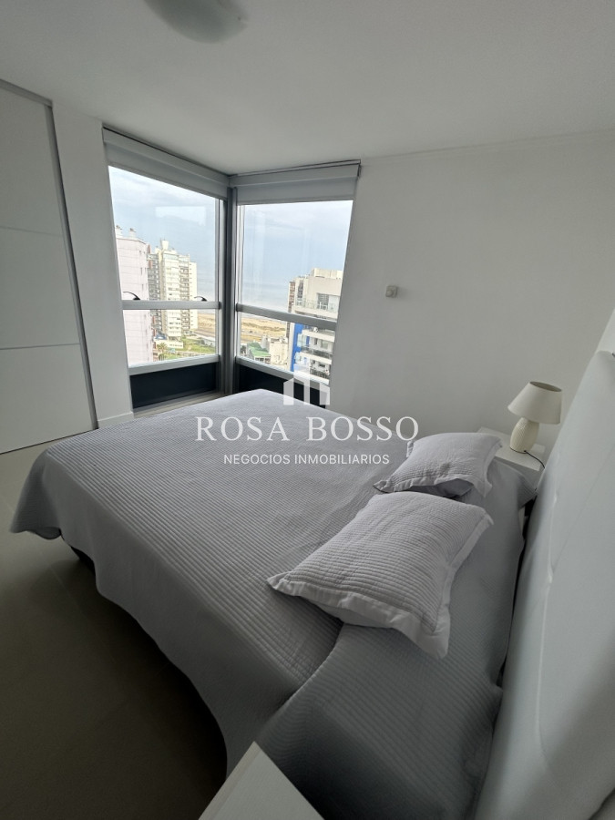 Apartamento ID.9793 - Apartamento venta 3 dormitorios Sobre Chiverta - Punta del Este