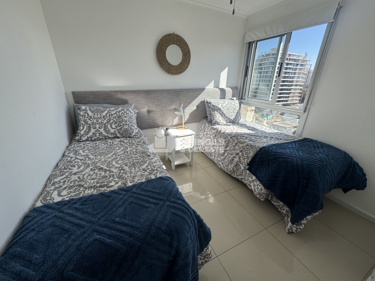 Apartamento ID.2465/Apartamento-de-dos-dormitorios-en-alquiler-temporal-ENERO-BRAVA-PUNTA-DEL-ESTE- - Apartamento de dos dormitorios en alquiler temporal ENERO BRAVA PUNTA DEL ESTE 