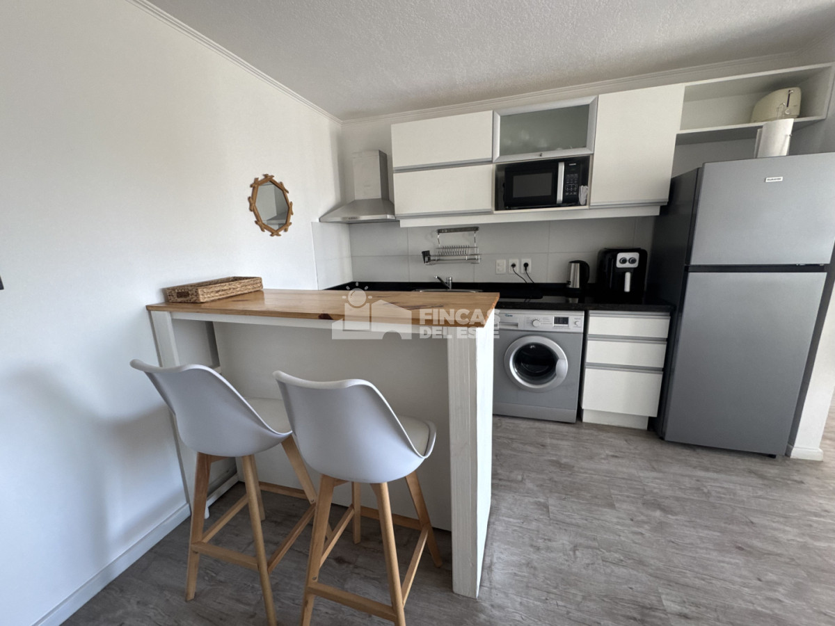 Apartamento ID.2465/Apartamento-de-dos-dormitorios-en-alquiler-temporal-ENERO-BRAVA-PUNTA-DEL-ESTE- - Apartamento de dos dormitorios en alquiler temporal ENERO BRAVA PUNTA DEL ESTE 