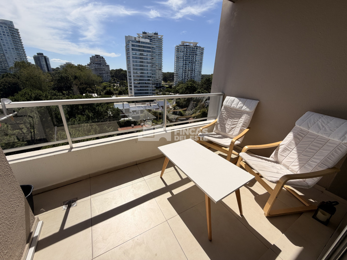 Apartamento ID.2465/Apartamento-de-dos-dormitorios-en-alquiler-temporal-ENERO-BRAVA-PUNTA-DEL-ESTE- - Apartamento de dos dormitorios en alquiler temporal ENERO BRAVA PUNTA DEL ESTE 
