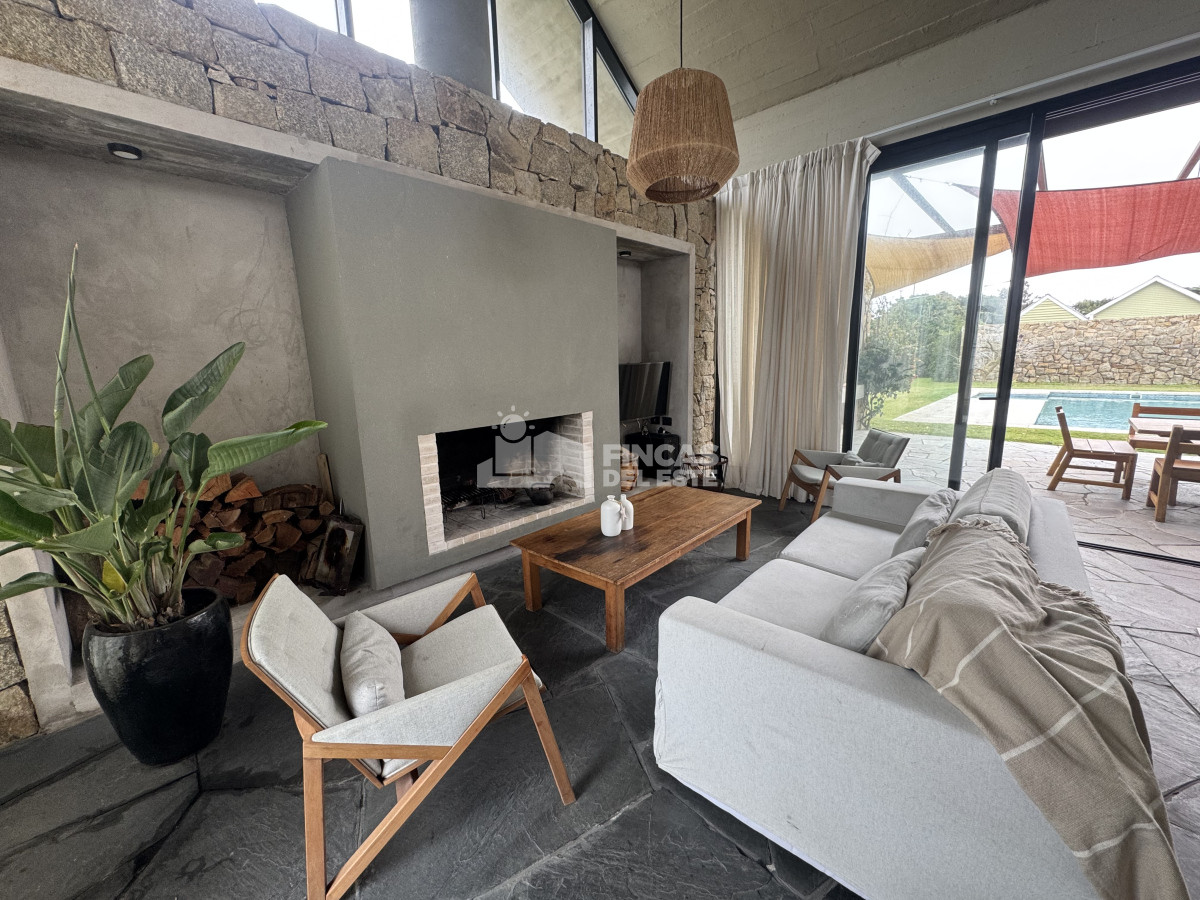 Casa en alquiler temporal playa Brava  - FDE2471C