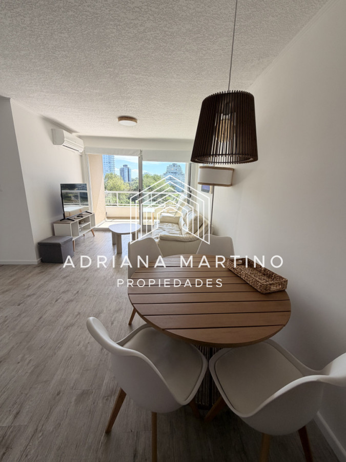 Apartamento ID.71656 - Apartamento de dos dormitorios en venta  Punta del este  