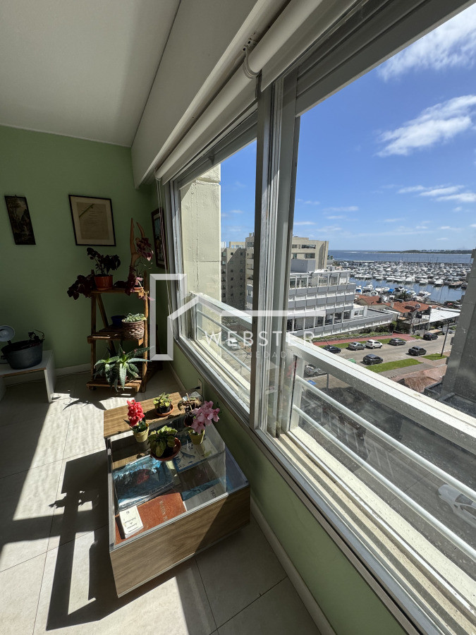 Apartamento ID.2402 - Apartamento de dos dormitorios en venta en Peninsula , Punta del Este 