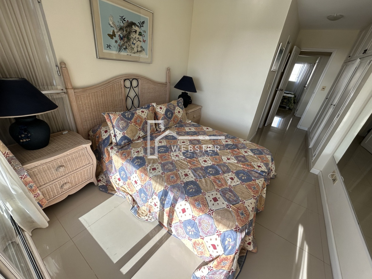 Apartamento ID.1505 - Apartamento en venta de 3 dormitorios en Aidy Grill , Punta del Este 