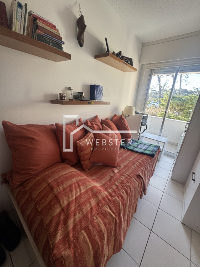 Apartamento ID.2399 - Apartamento de 3 dormitorios en playa Mansa.
