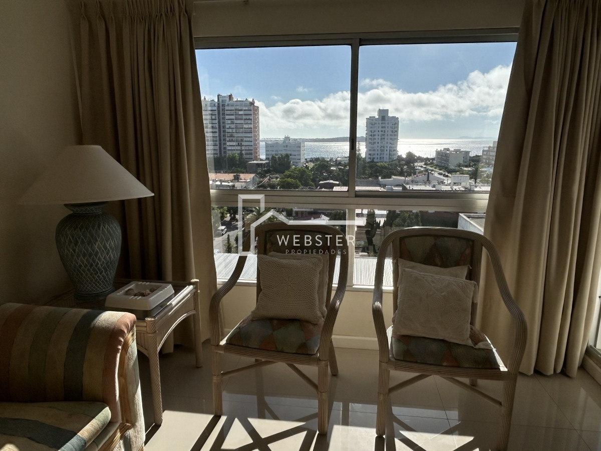 Apartamento ID.1505 - Apartamento en venta de 3 dormitorios en Aidy Grill , Punta del Este 