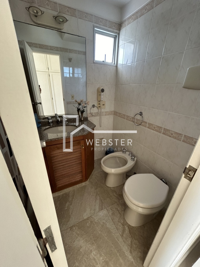 Apartamento ID.1505 - Apartamento en venta de 3 dormitorios en Aidy Grill , Punta del Este 