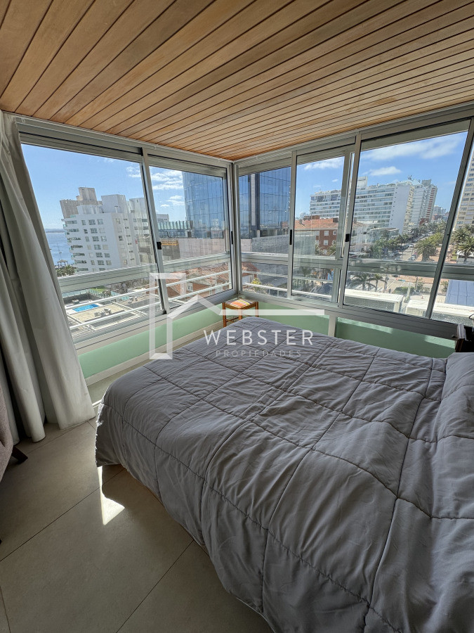 Apartamento ID.2402 - Apartamento de dos dormitorios en venta en Peninsula , Punta del Este 
