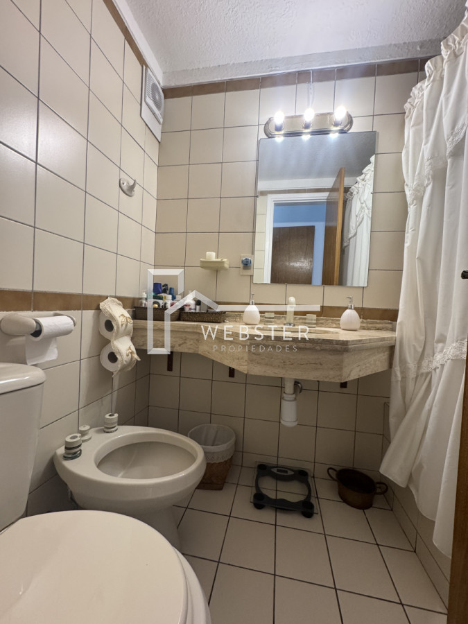 Apartamento ID.2399 - Apartamento de 3 dormitorios en playa Mansa.