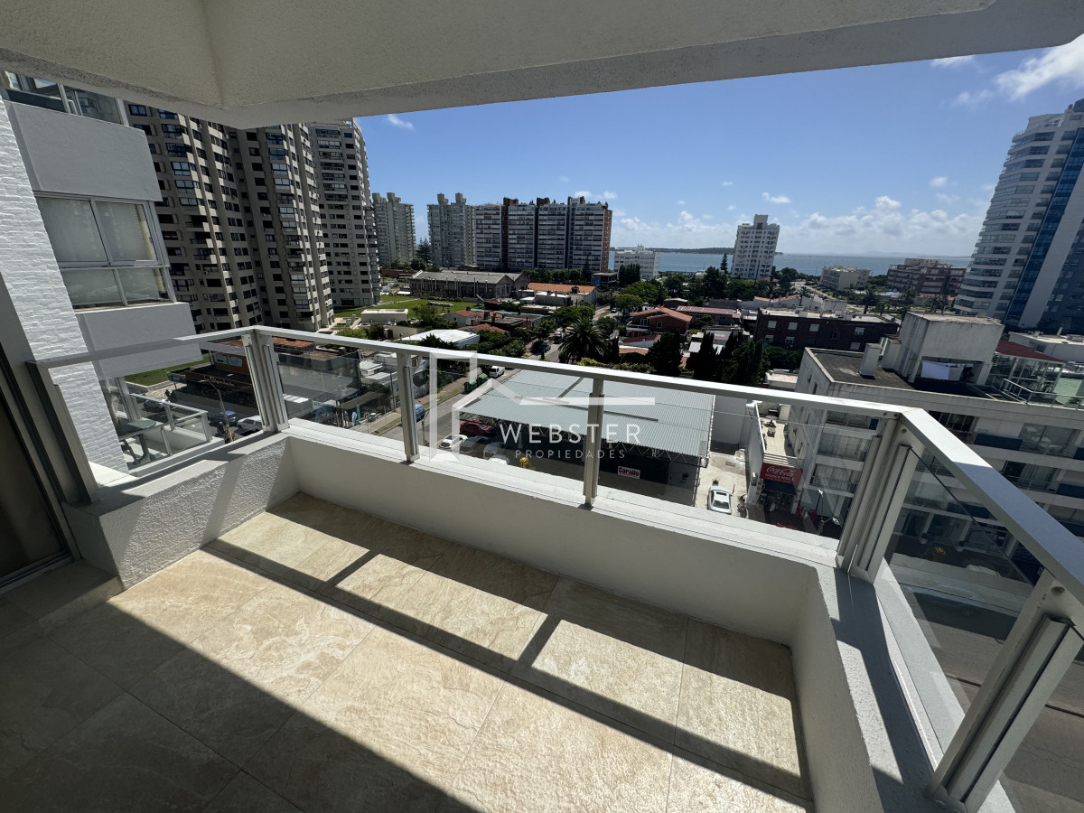 Apartamento ID.1505 - Apartamento en venta de 3 dormitorios en Aidy Grill , Punta del Este 