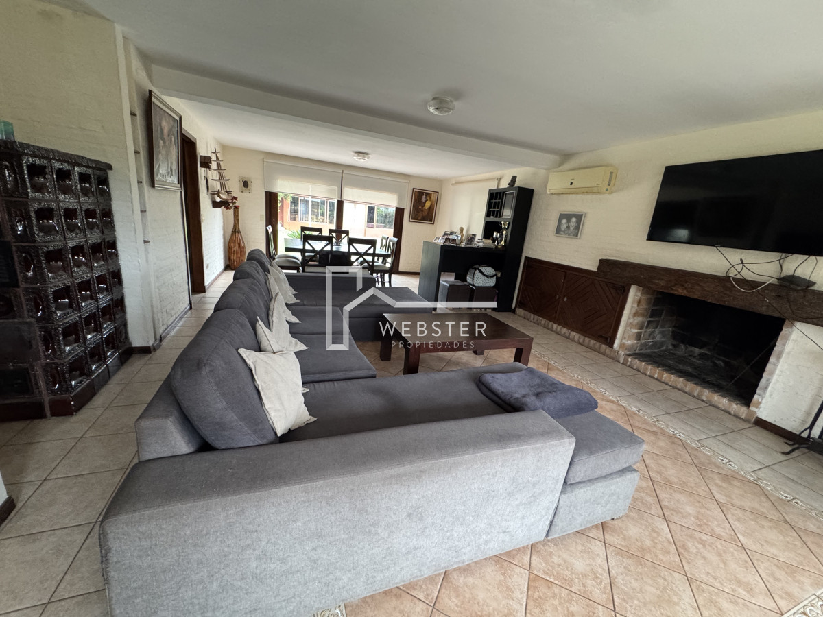 Casa ID.2132 - Casa en venta en Punta del Este 