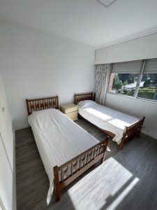 Apartamento reciclado en Mansa, 3 dormitorios - LAT3741A