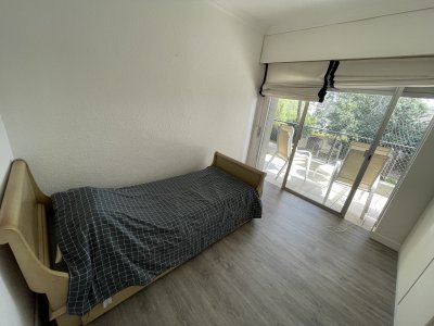 Apartamento reciclado en Mansa, 3 dormitorios - LAT3741A