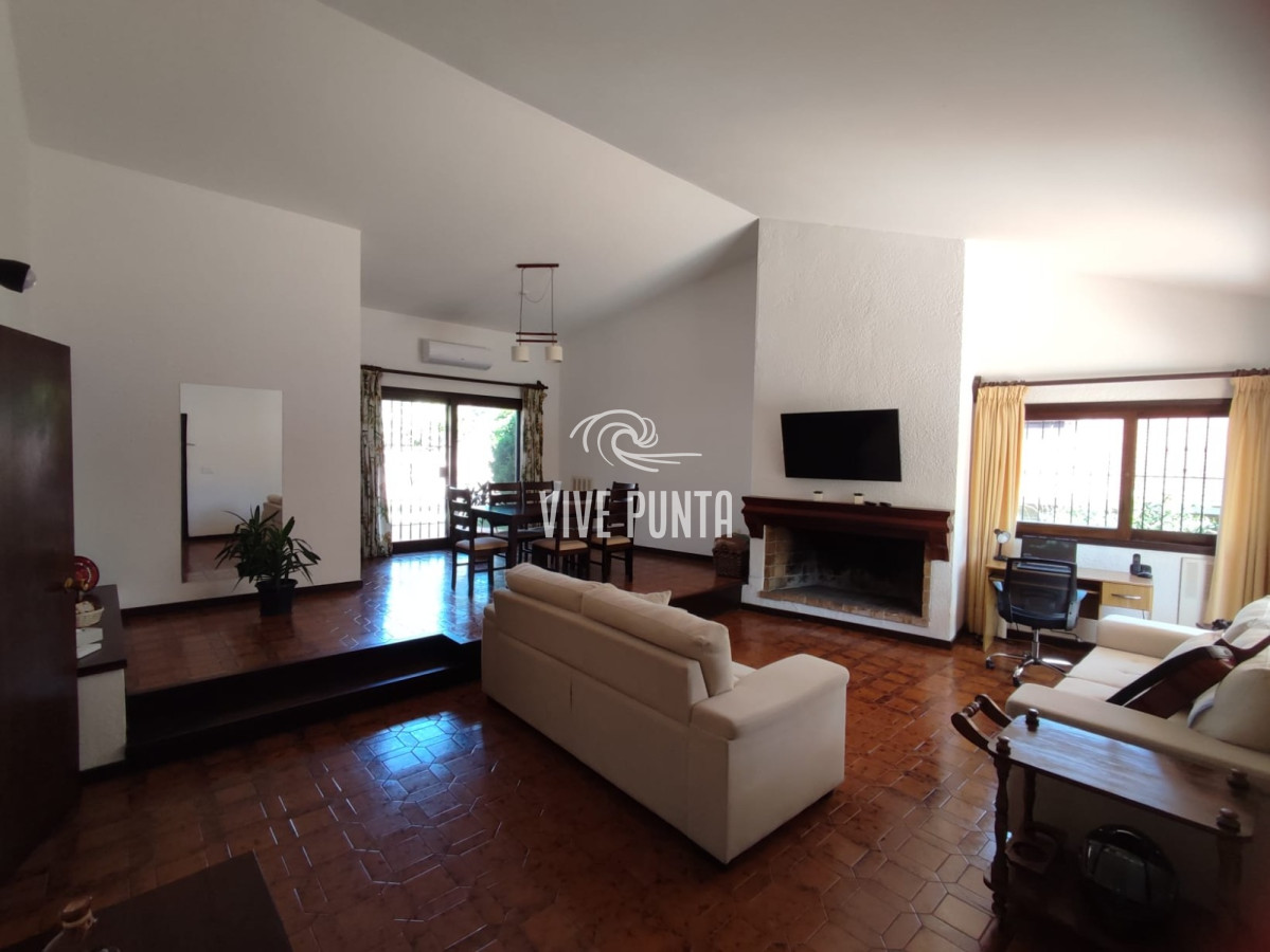 Casa ID.390 - Casa en venta en excelente zona de maldonado, proximo a colegios